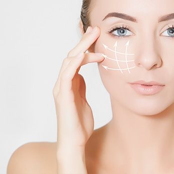 Lifting facial - Clínica Aguilar Rosell Torremolinos